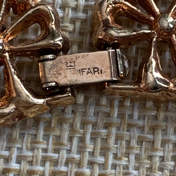 Vintage Trifari Alfred Philippe 1949 - Picture 9 of 10